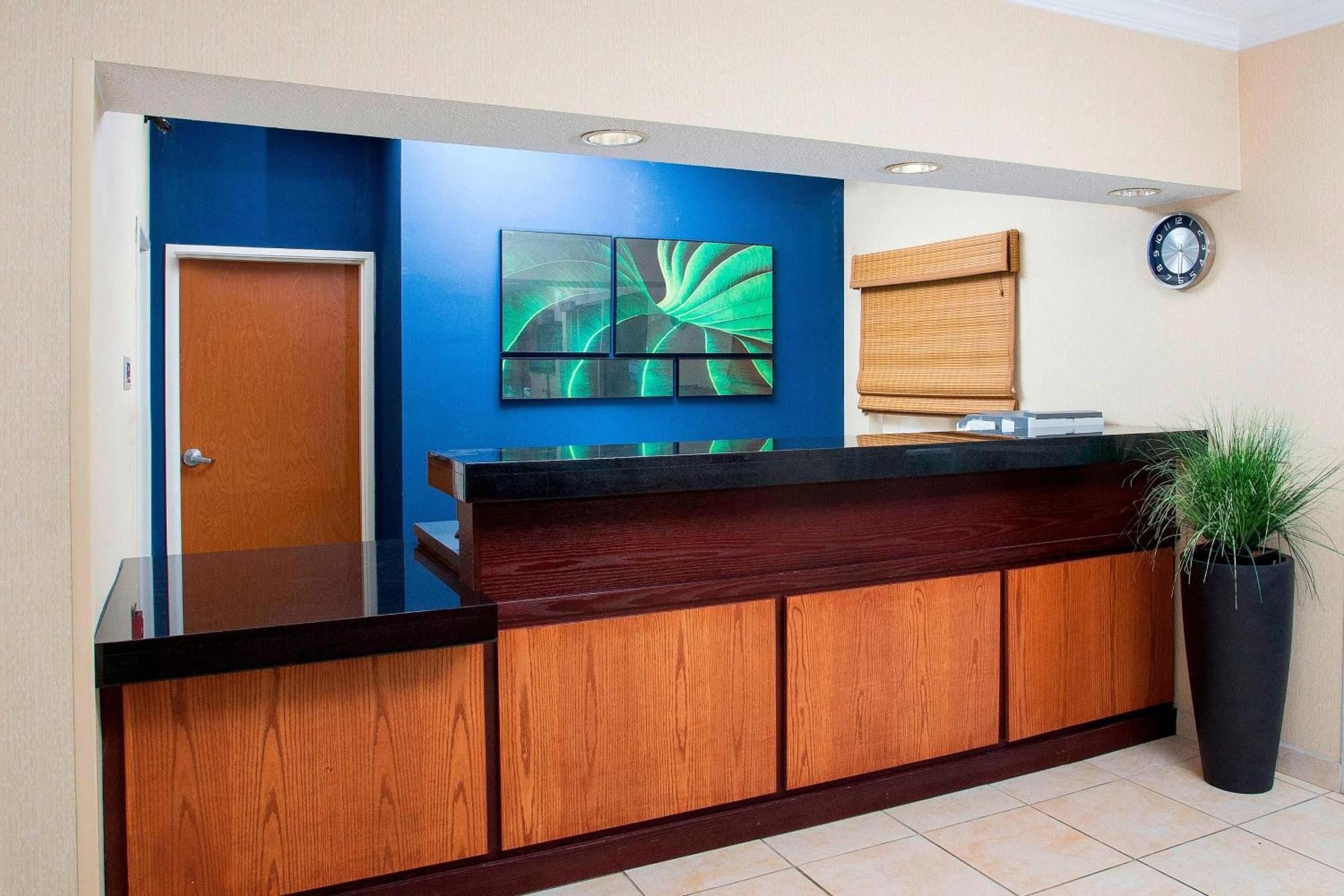 Fairfield Inn Middletown Monroe Экстерьер фото