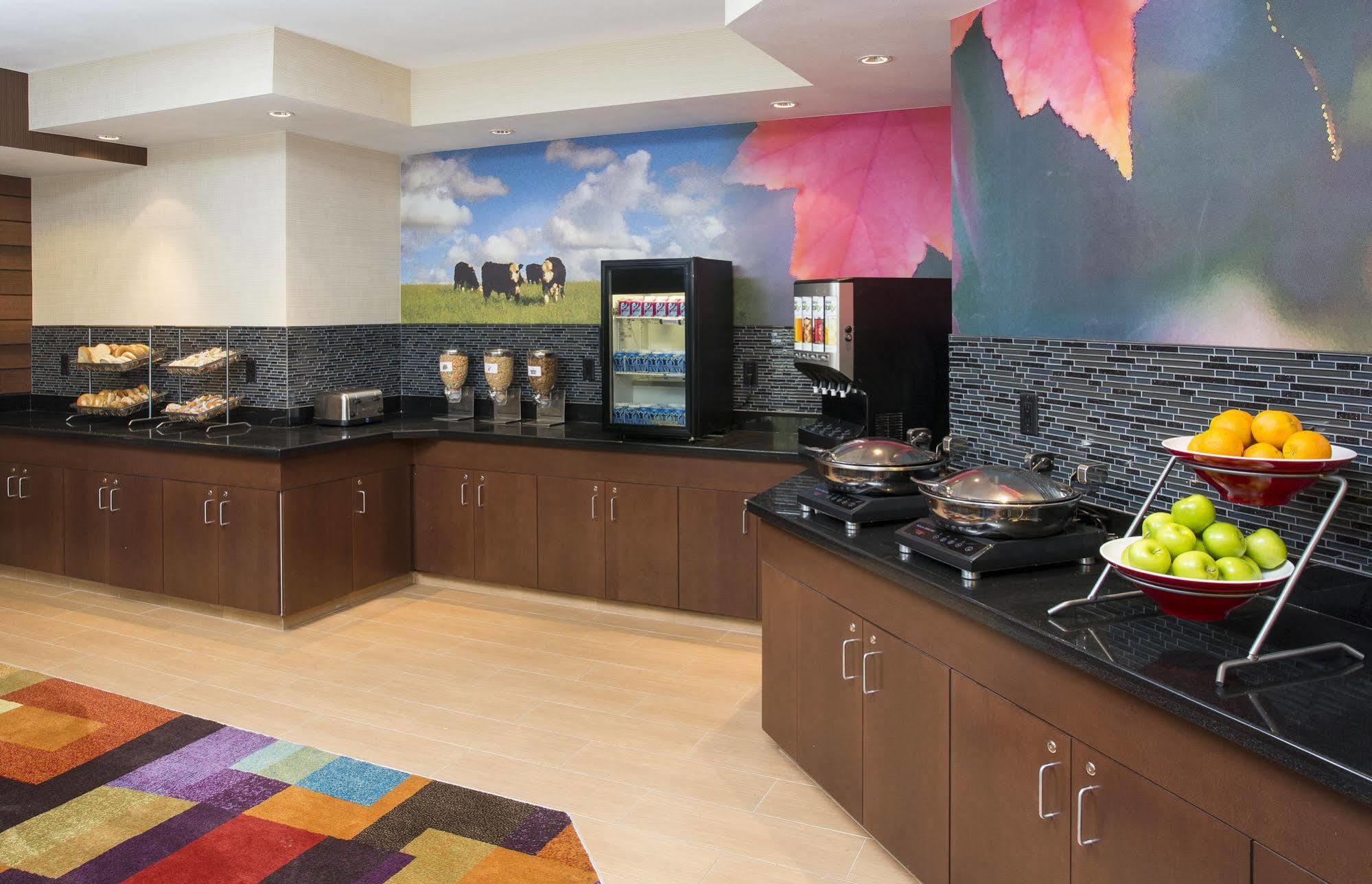Fairfield Inn Middletown Monroe Экстерьер фото